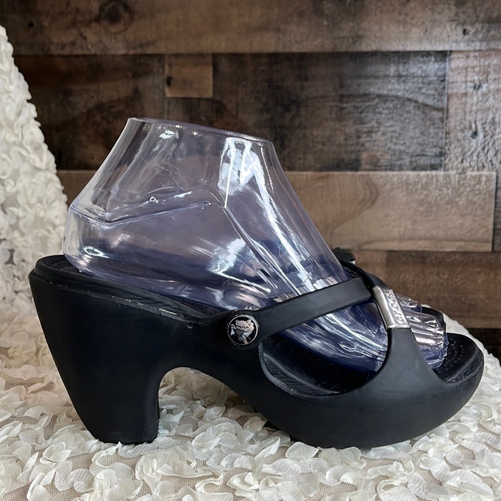 Crocs heel sandal size 8 Black
